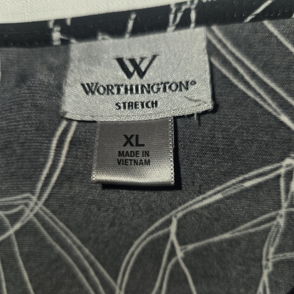 Worthington Black Blouse with White Abstract Design - Picture 2 of 7